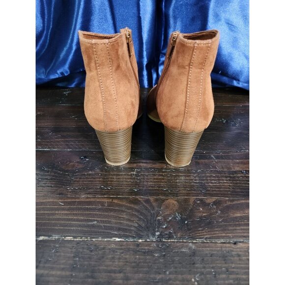 Old Navy Womens Size 8 Faux Suede Ankle Booties Brown - Picture 6 of 8